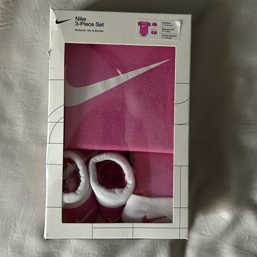 Nike 3-piece set